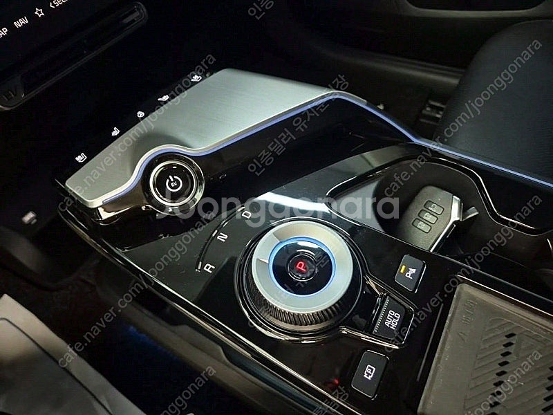 EV6 중고 EV6 중고차 흰색 2023년식 44,000km 롱레인지 어스 가성비 좋은 중고차--8